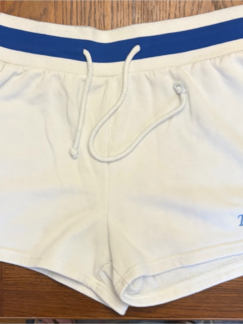 Women’s White lounge Drawstring Shorts with Blue Waistband By Lazy Sunday SZ XL